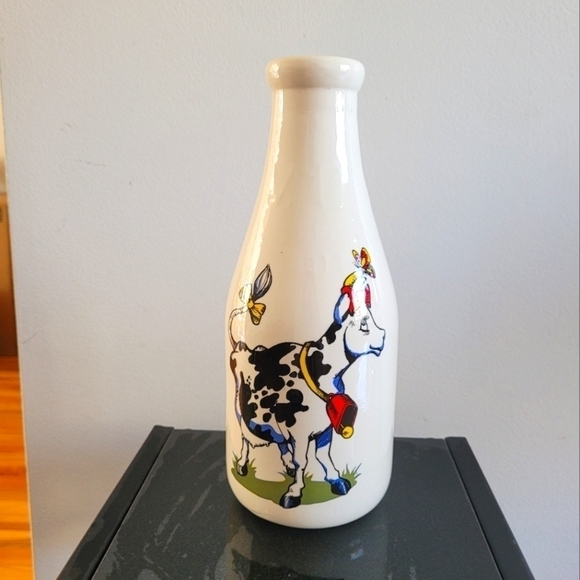 VINTAGE Milk Glass Bottle Cow Print - Picture 1 of 9